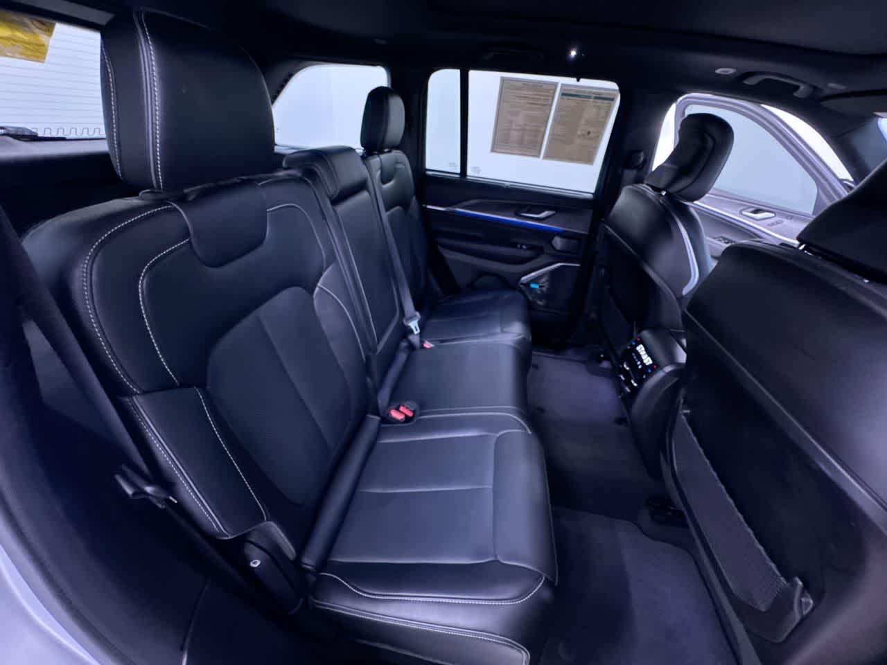 2023 Jeep Grand Cherokee 4xe Overland