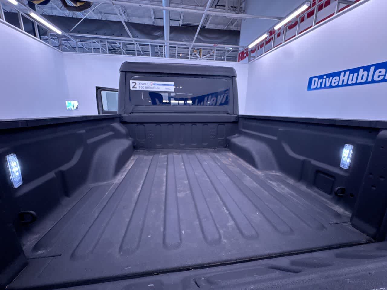 2021 Jeep Gladiator Willys Sport