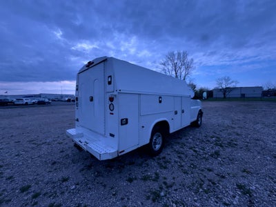 2023 Chevrolet Express Cutaway 3500 1WT