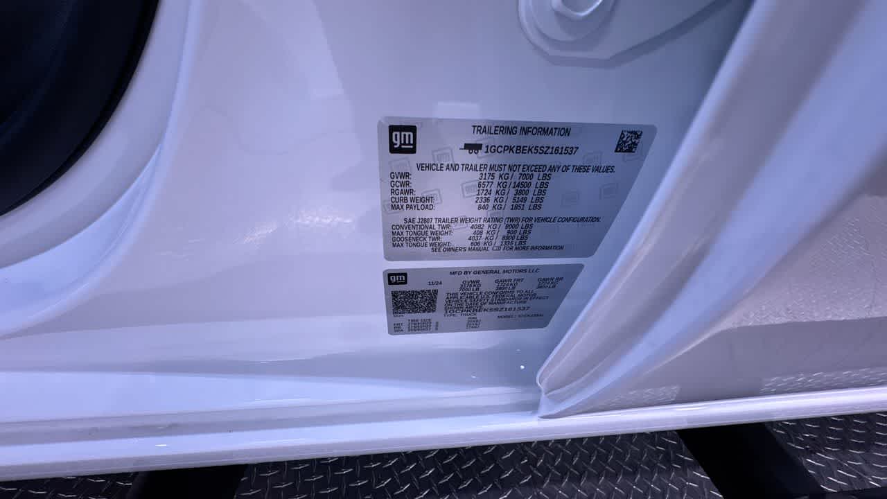 2025 Chevrolet Silverado 1500 Custom