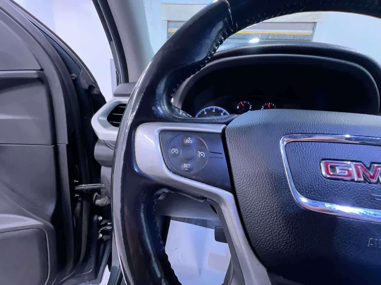 2019 GMC Acadia SLE