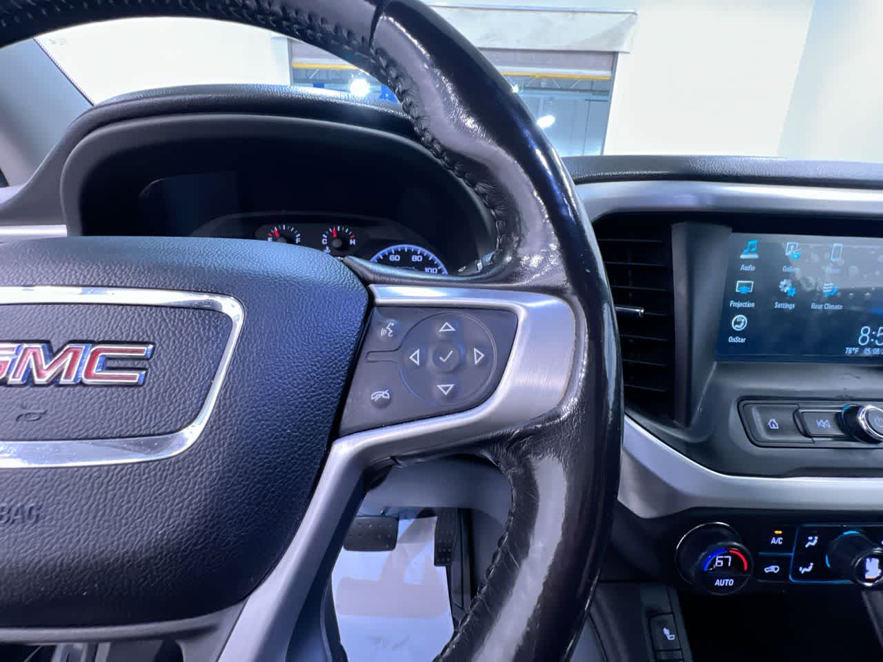 2019 GMC Acadia SLE