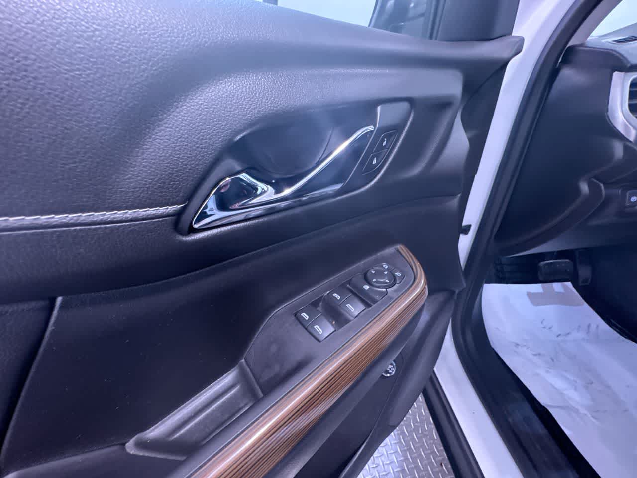 2020 GMC Acadia SLE