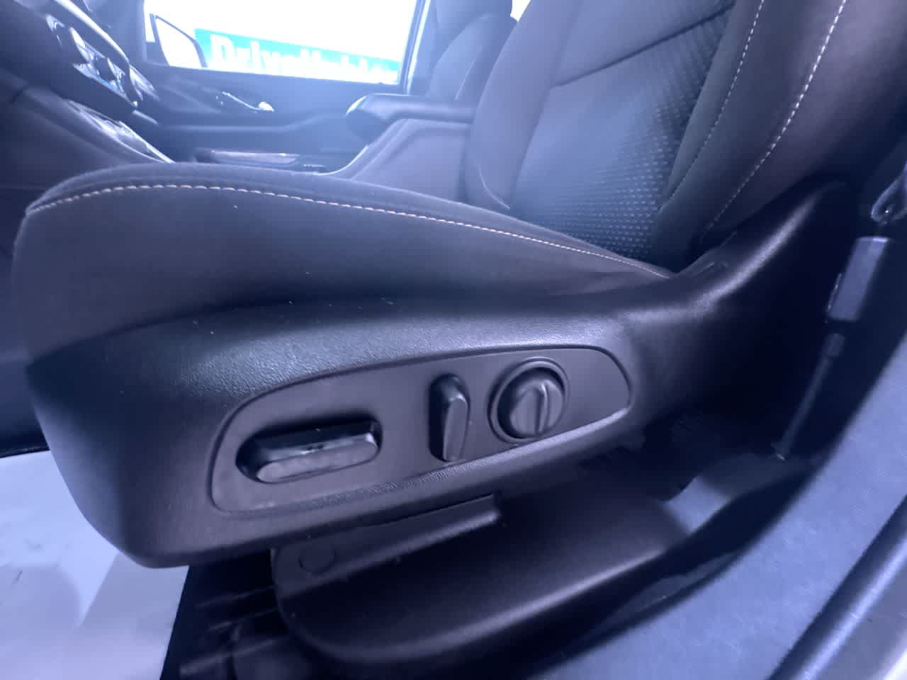 2020 GMC Acadia SLE
