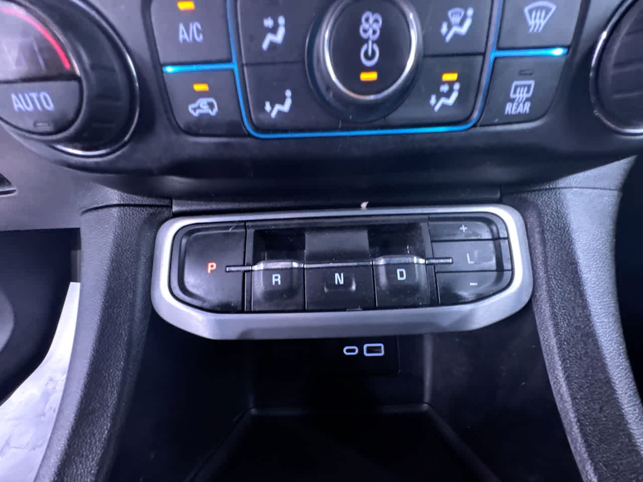 2020 GMC Acadia SLE