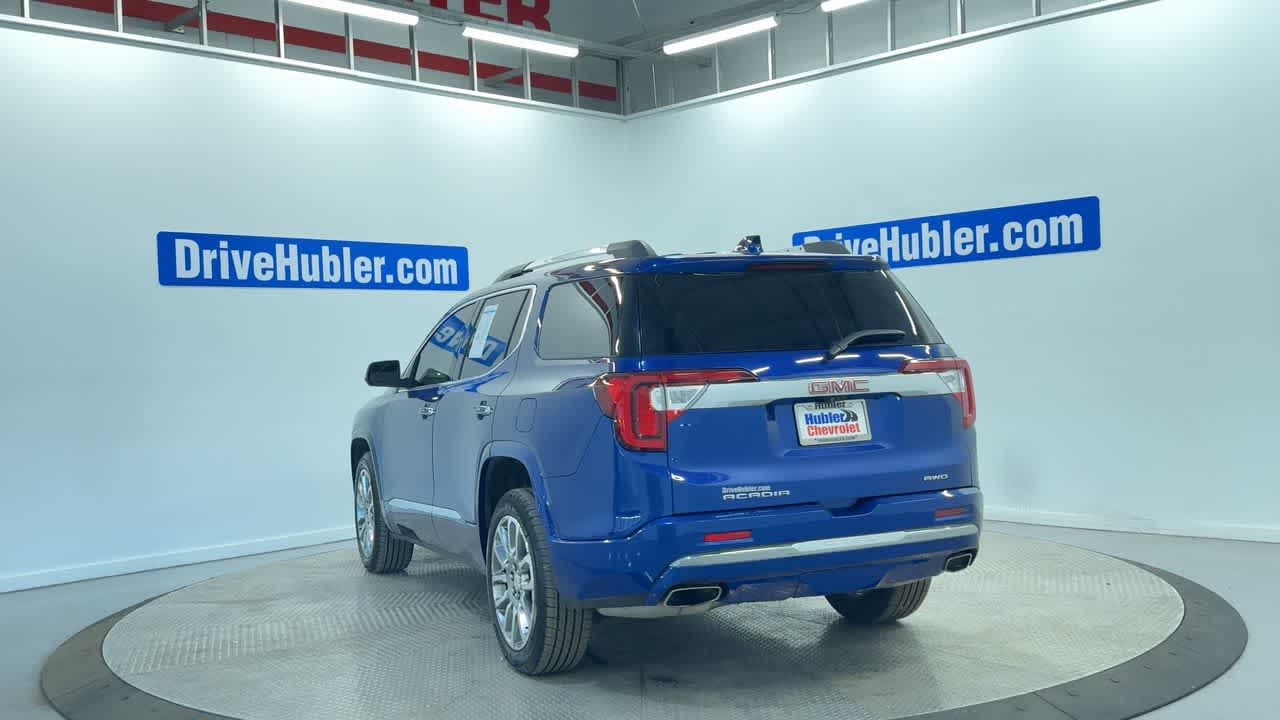 2023 GMC Acadia Denali