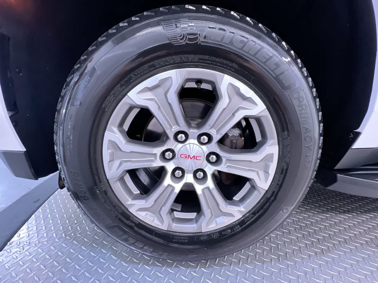 2022 GMC Yukon SLE