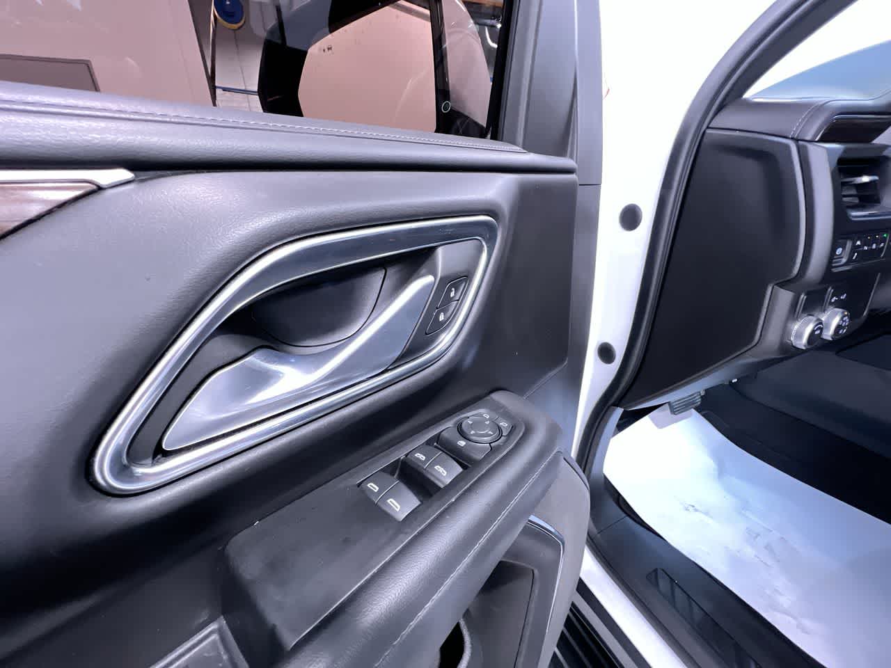 2022 GMC Yukon SLE