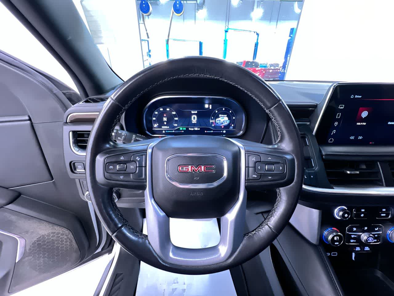 2022 GMC Yukon SLE
