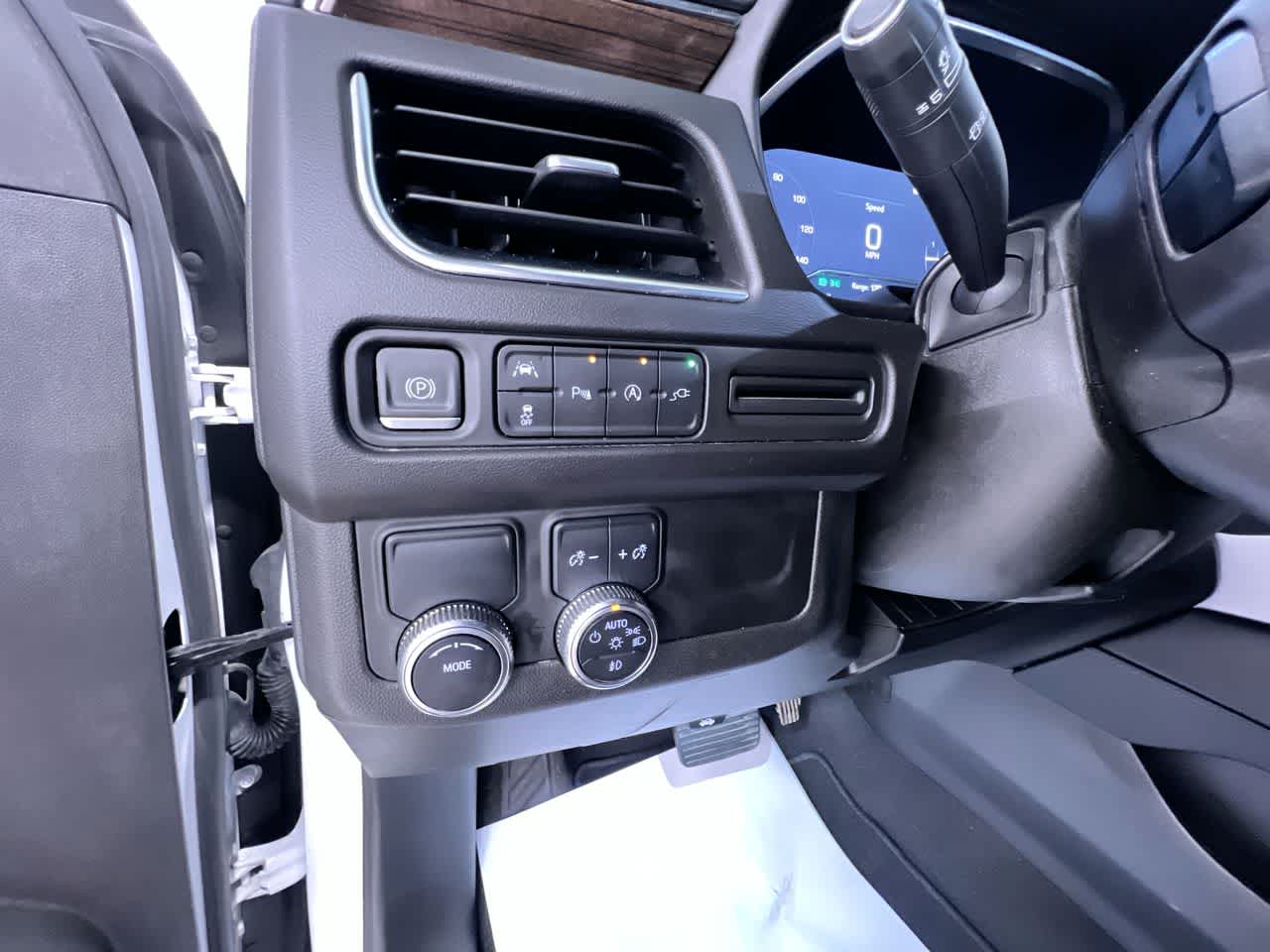 2022 GMC Yukon SLE
