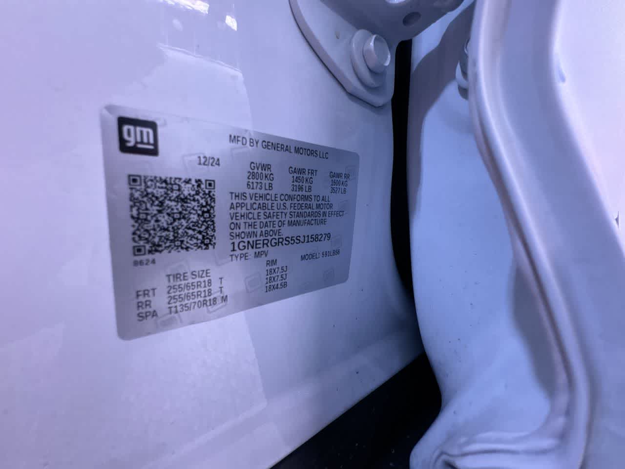 2025 Chevrolet Traverse LT