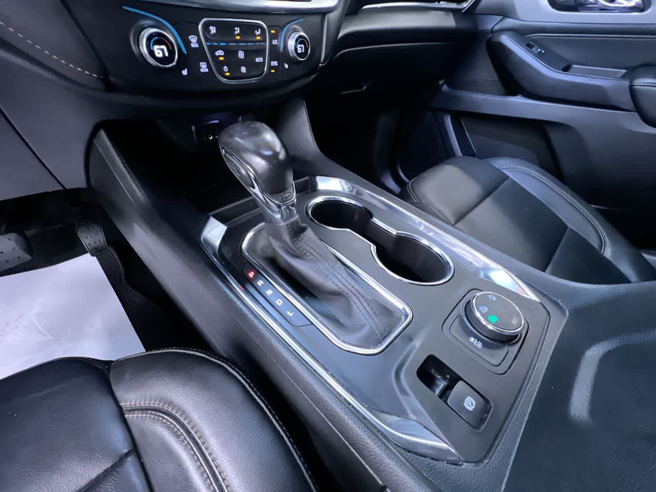 2021 Chevrolet Traverse LT Leather