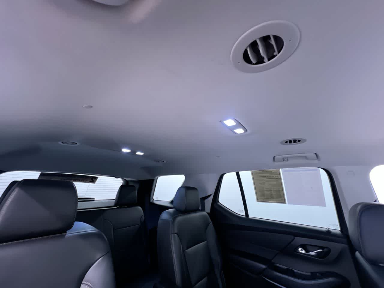 2021 Chevrolet Traverse LT Leather