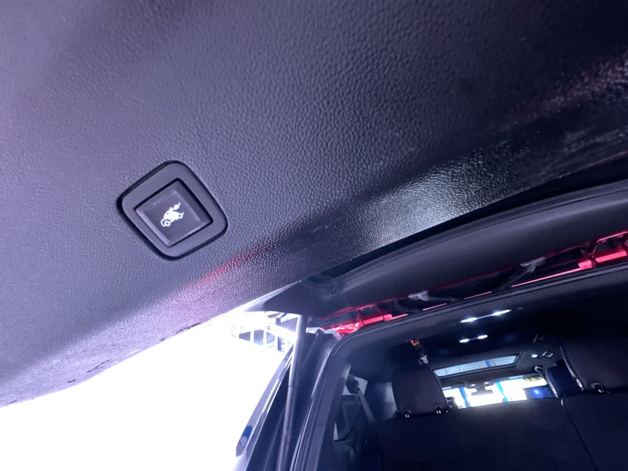 2021 Chevrolet Suburban RST