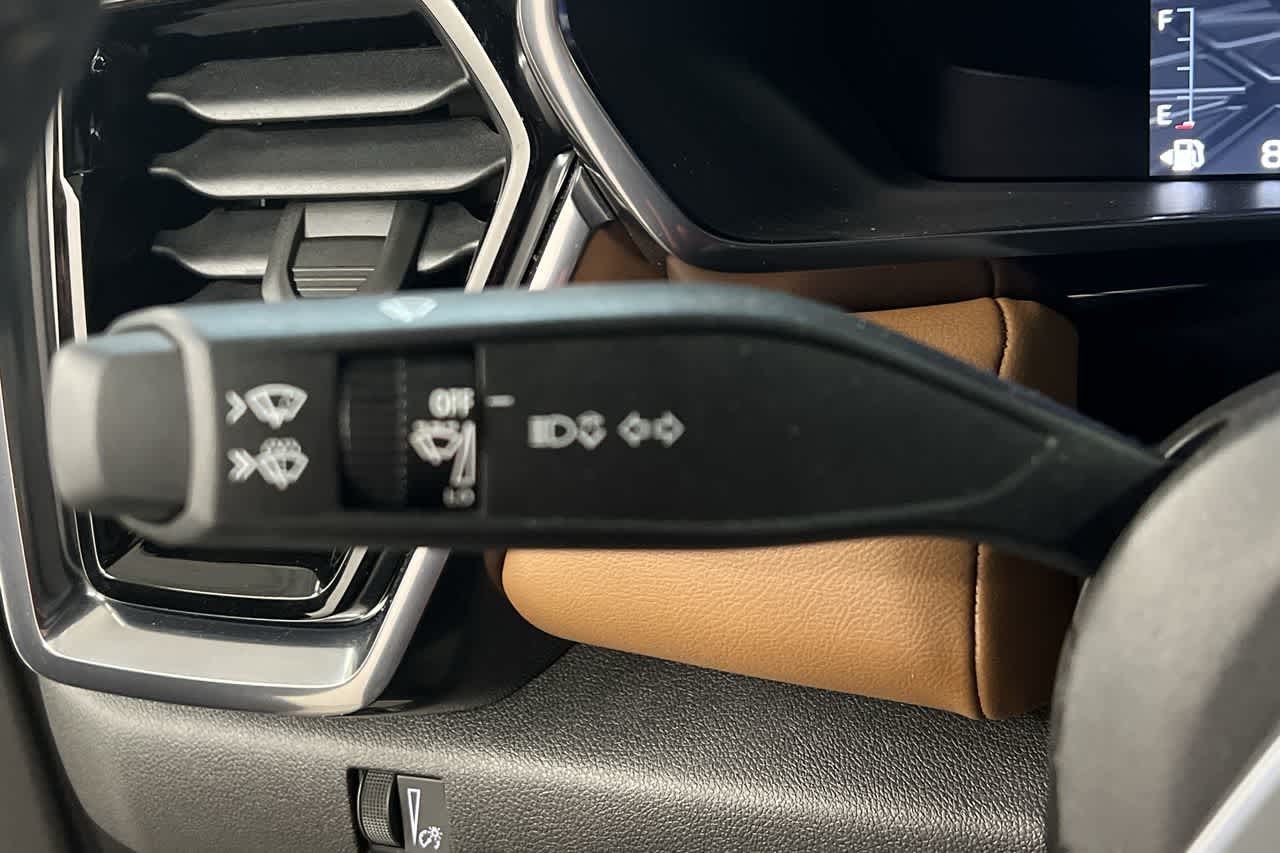 2023 GMC Canyon 4WD AT4