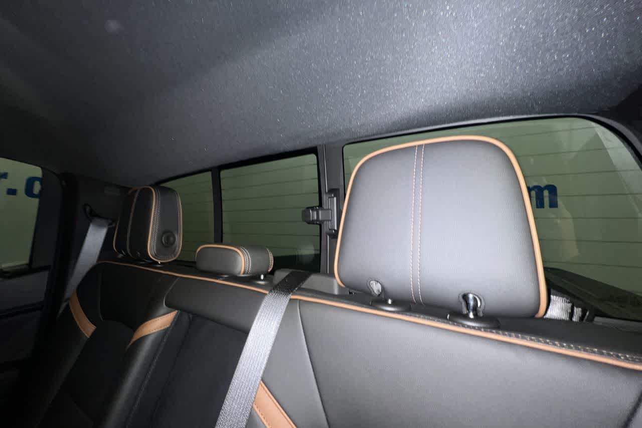 2023 GMC Canyon 4WD AT4