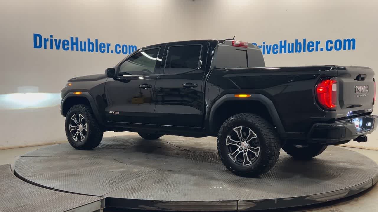 2023 GMC Canyon 4WD AT4