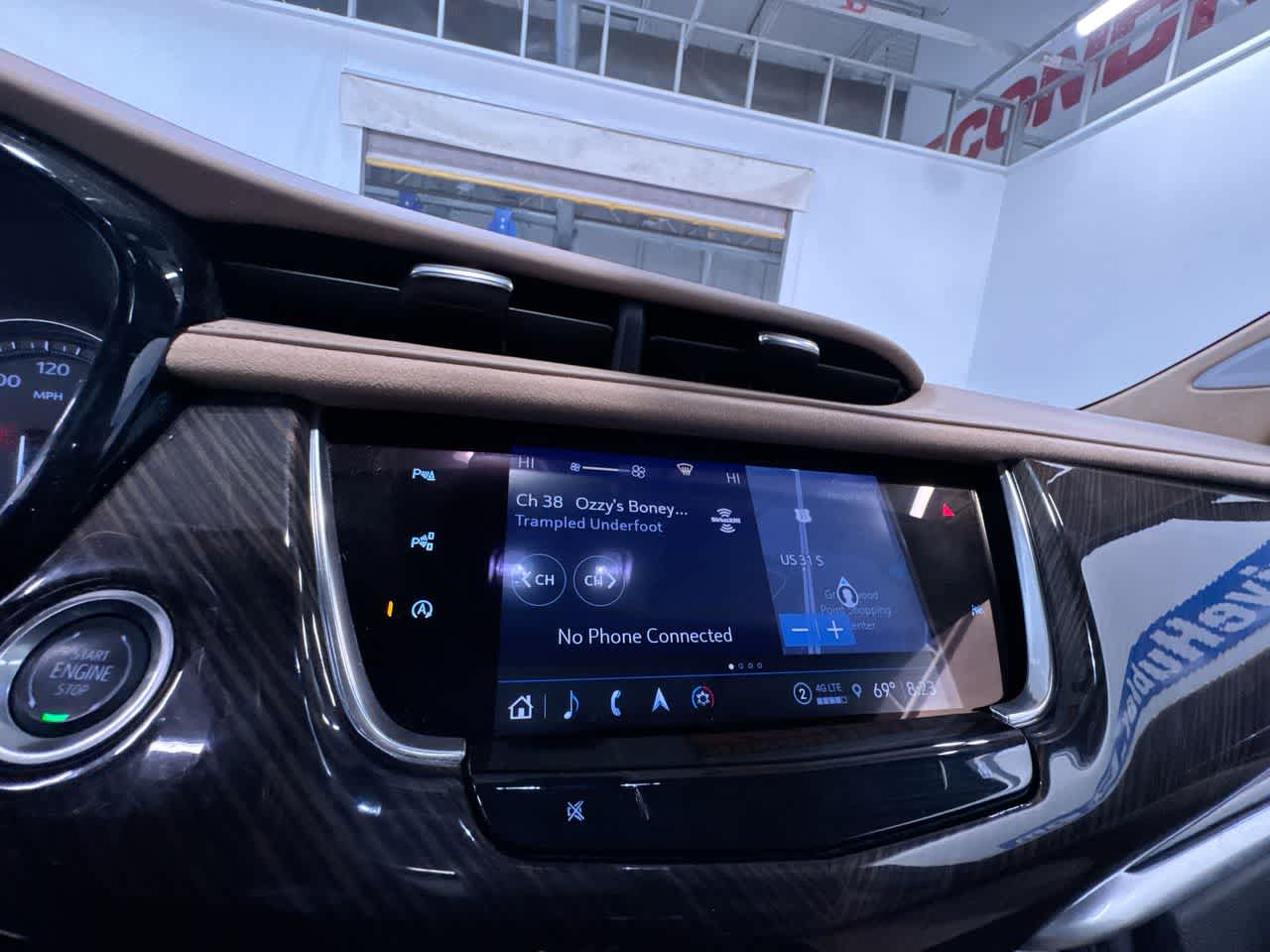 2024 Cadillac XT6 Sport