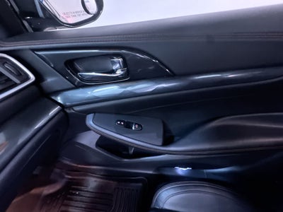 2019 Nissan Maxima SR