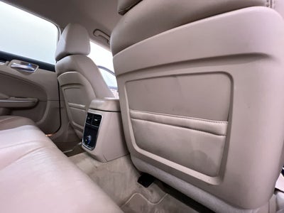 2013 Chrysler 300 Base