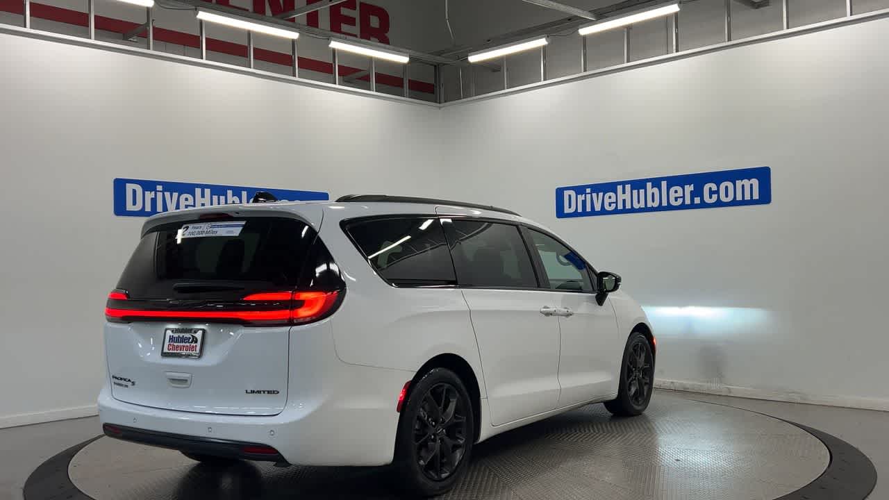 2025 Chrysler Pacifica Limited