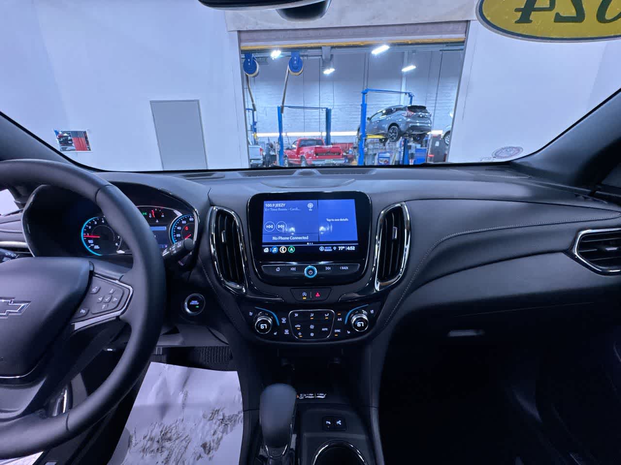 2024 Chevrolet Equinox Premier