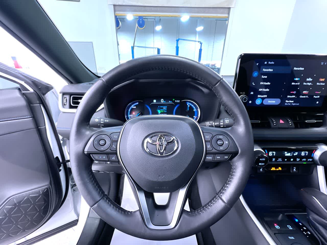 2025 Toyota RAV4 Hybrid XSE