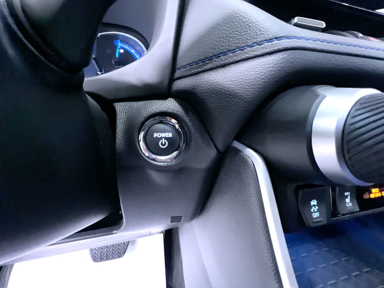 2025 Toyota RAV4 Hybrid XSE
