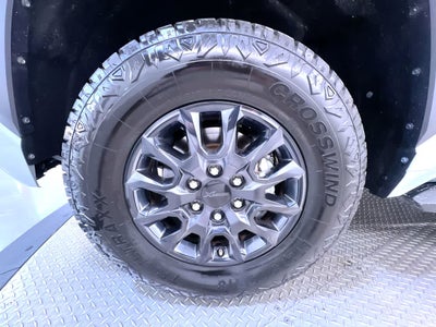 2024 Toyota Tundra 4WD SR5