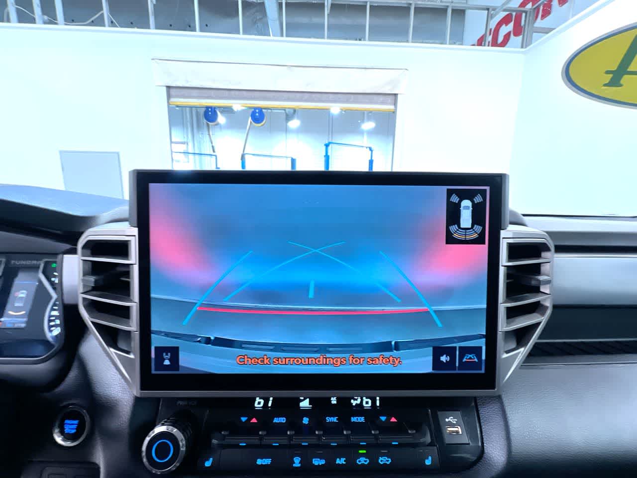 2024 Toyota Tundra 4WD SR5