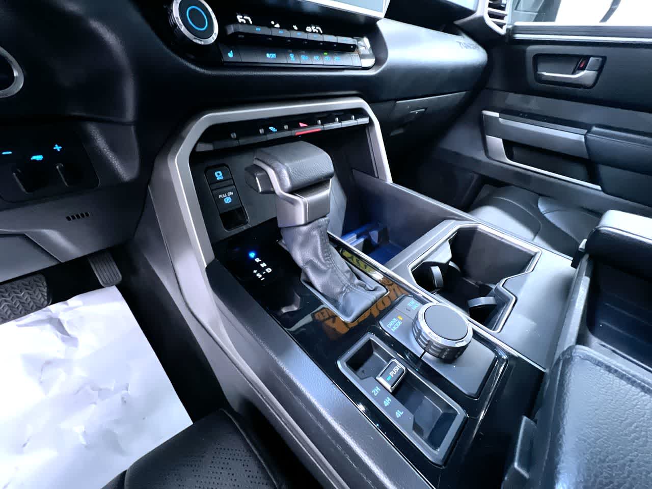 2024 Toyota Tundra 4WD SR5