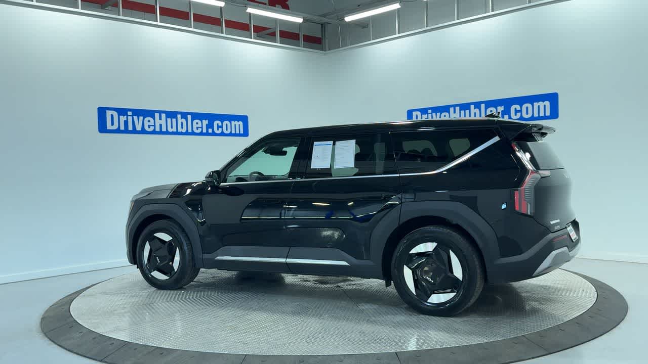 2026 Kia EV9 Light Long Range