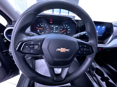 2025 Chevrolet Trax LS