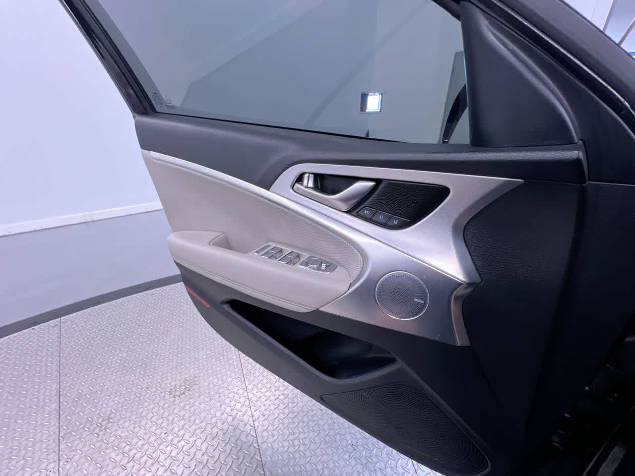 2019 Genesis G70 3.3T Advanced