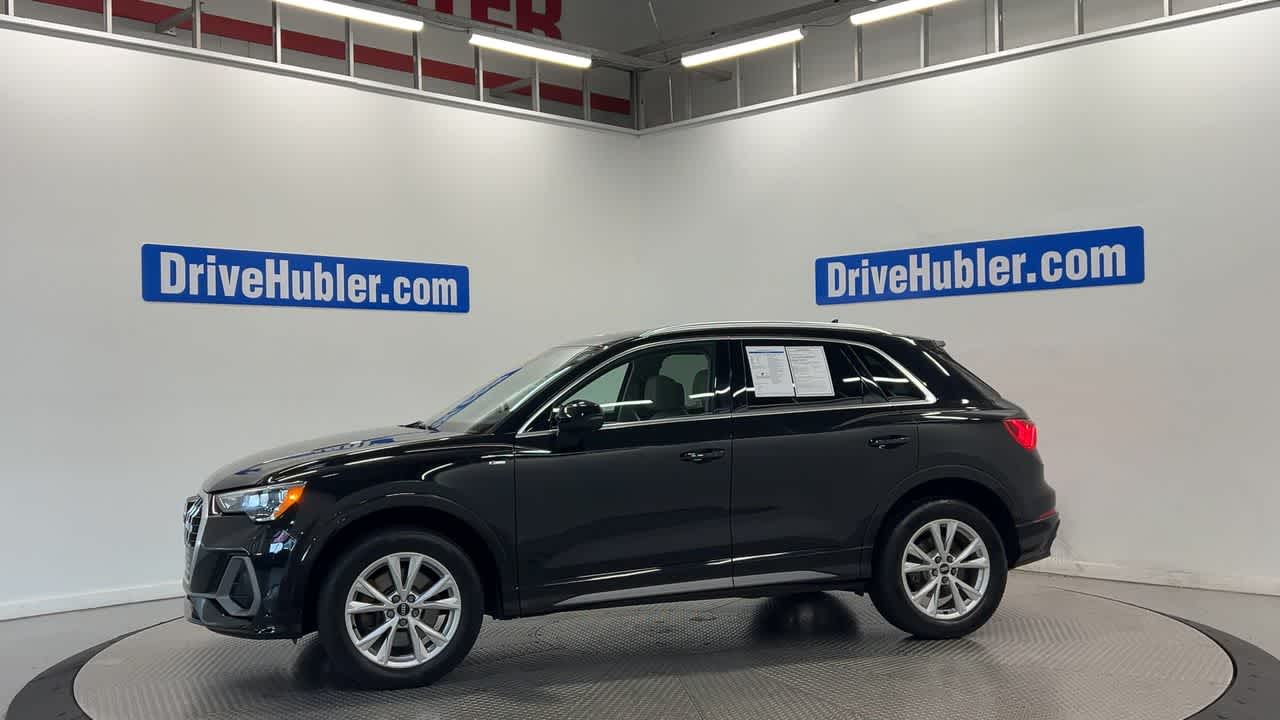 2021 Audi Q3 S line Premium