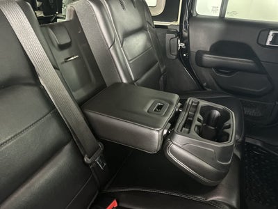 2020 Jeep Wrangler Unlimited Sahara Altitude