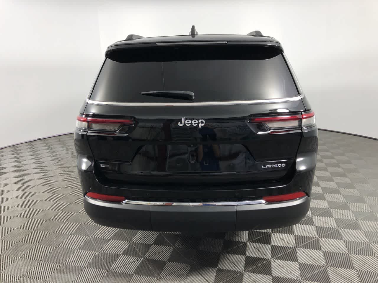2021 Jeep Grand Cherokee L Laredo