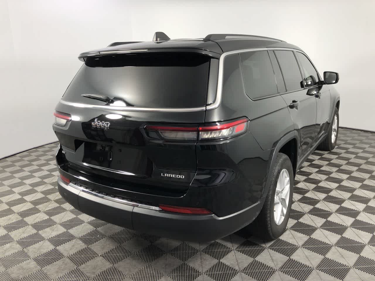 2021 Jeep Grand Cherokee L Laredo