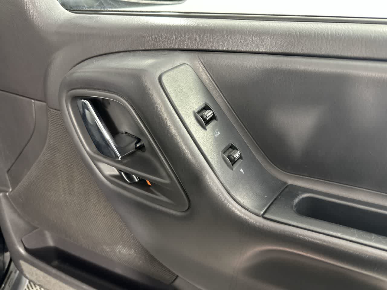 2000 Jeep Grand Cherokee Laredo