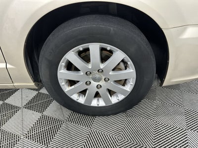 2013 Chrysler Town & Country Touring