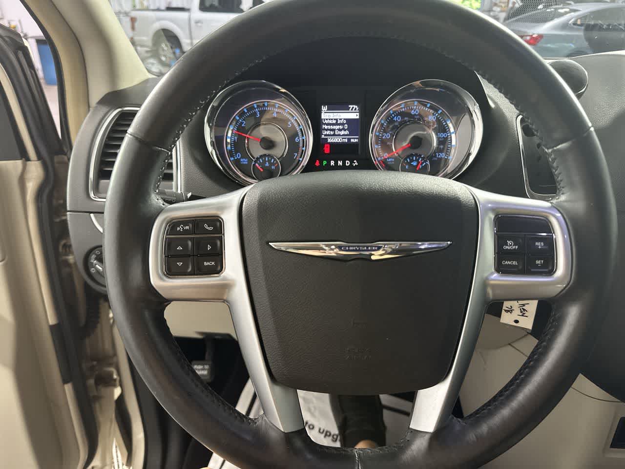 2013 Chrysler Town & Country Touring