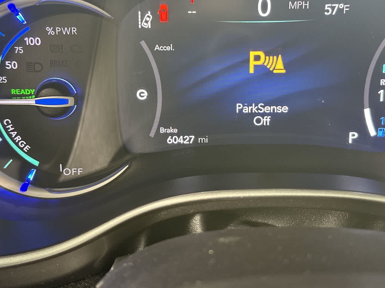 2024 Chrysler Pacifica SELECT