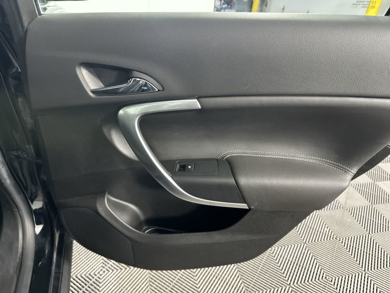 2014 Buick Regal Base