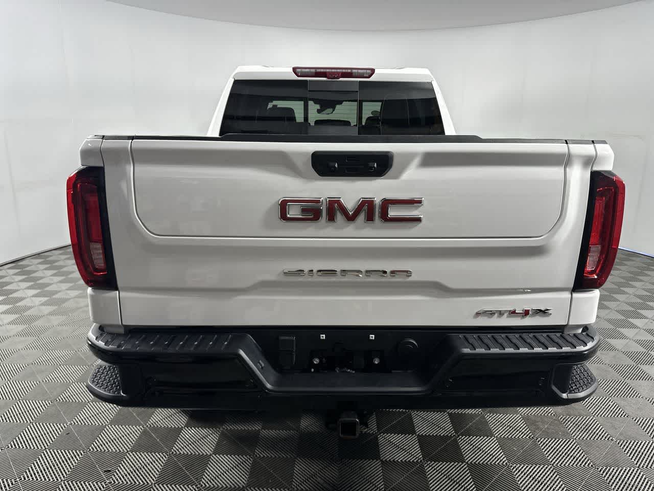 2025 GMC Sierra 1500 AT4X