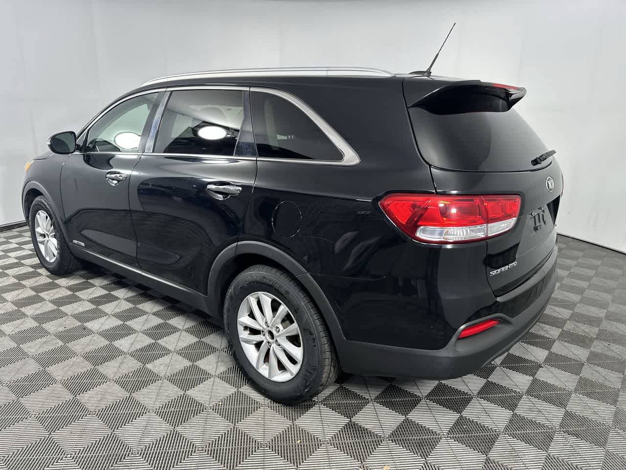 2018 Kia Sorento LX V6