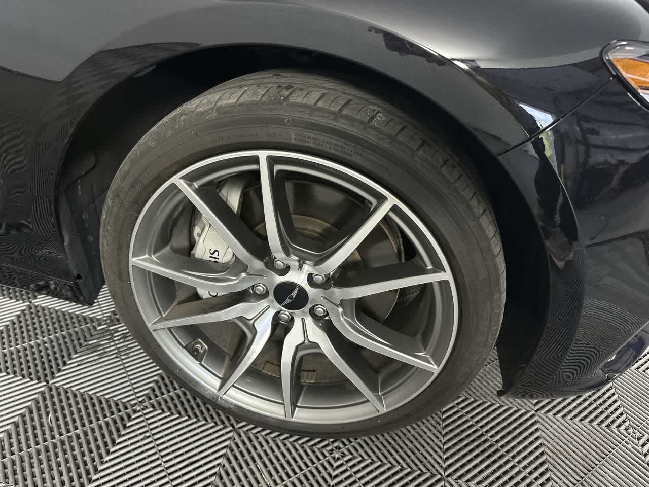 2025 Genesis G70 2.5T