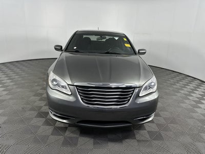 2013 Chrysler 200 Touring