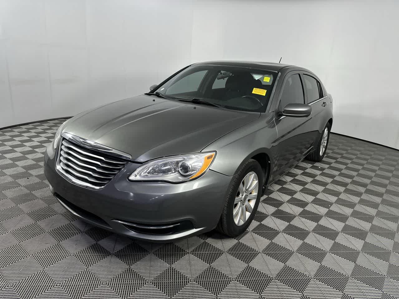 2013 Chrysler 200 Touring