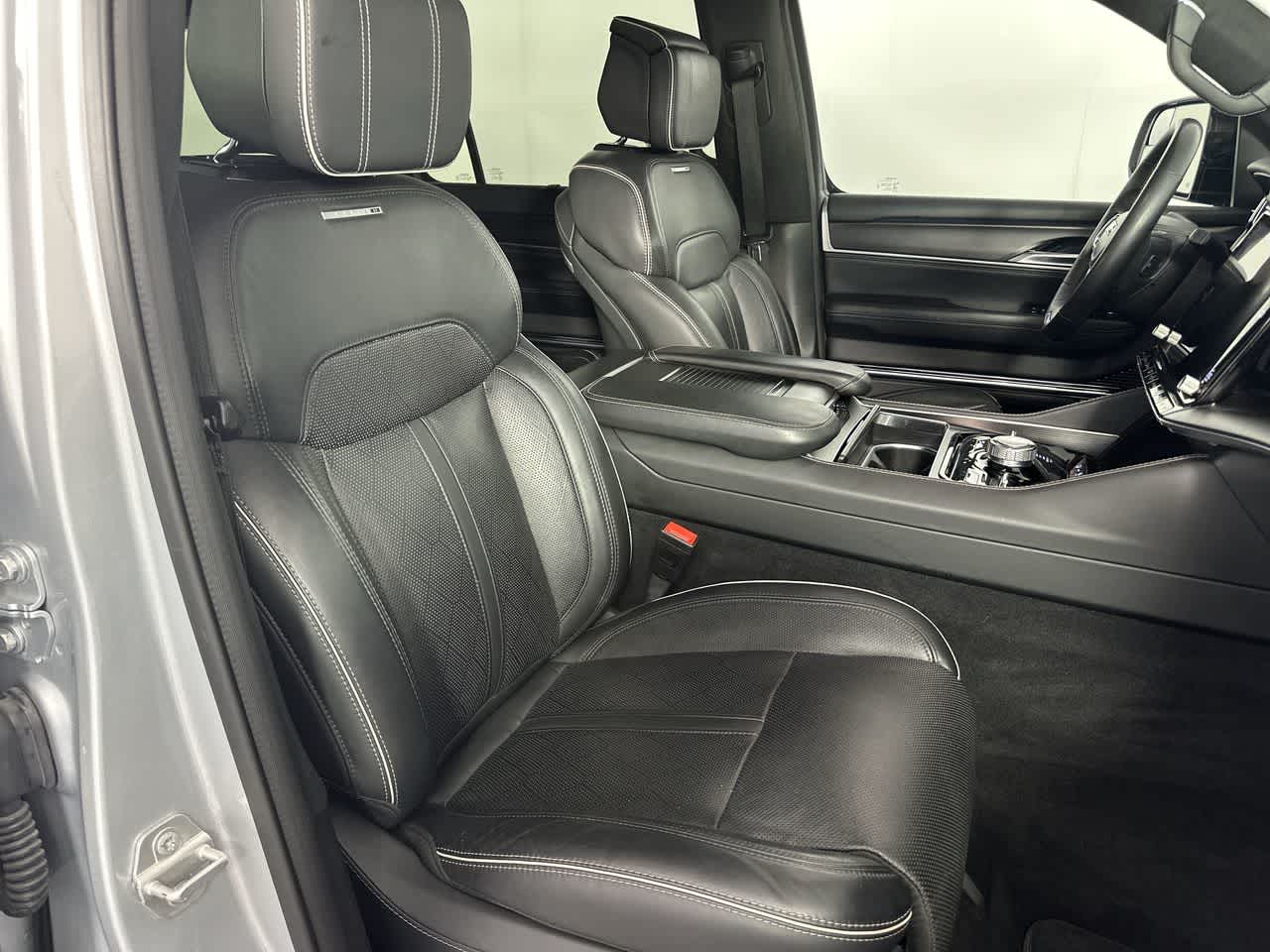 2024 Jeep Grand Wagoneer L Series II