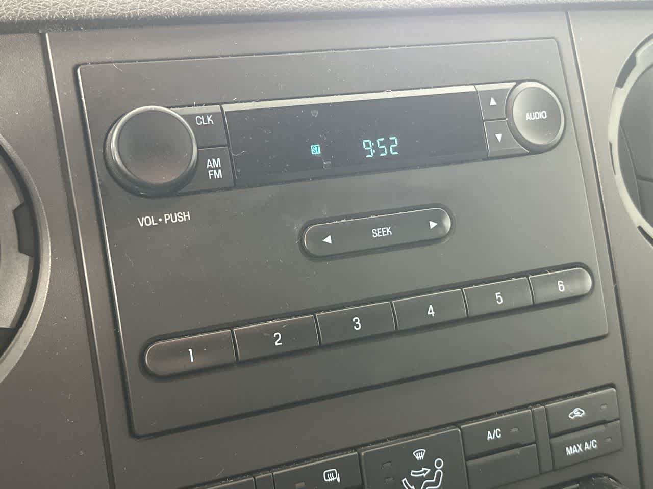 2012 Ford Super Duty F-250 SRW XL